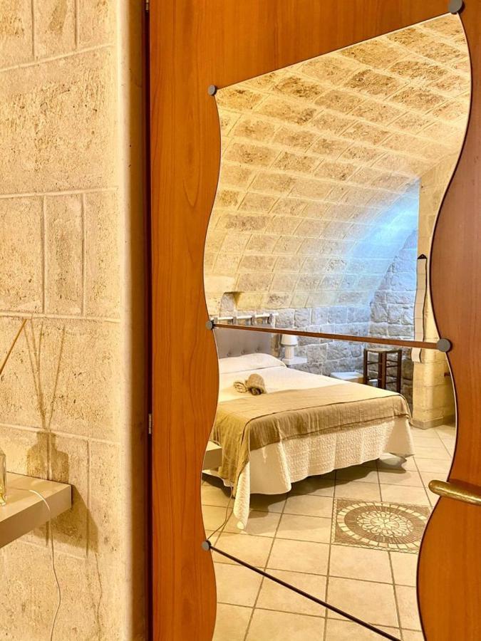 Suite Arco 166 Stanza Privata Trani Bagian luar foto
