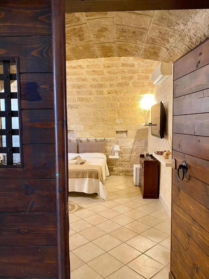 Suite Arco 166 Stanza Privata Trani Bagian luar foto