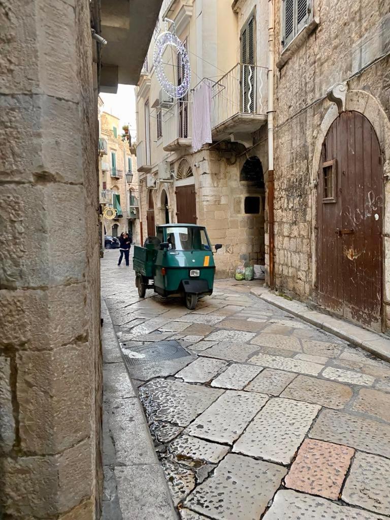 Suite Arco 166 Stanza Privata Trani Bagian luar foto